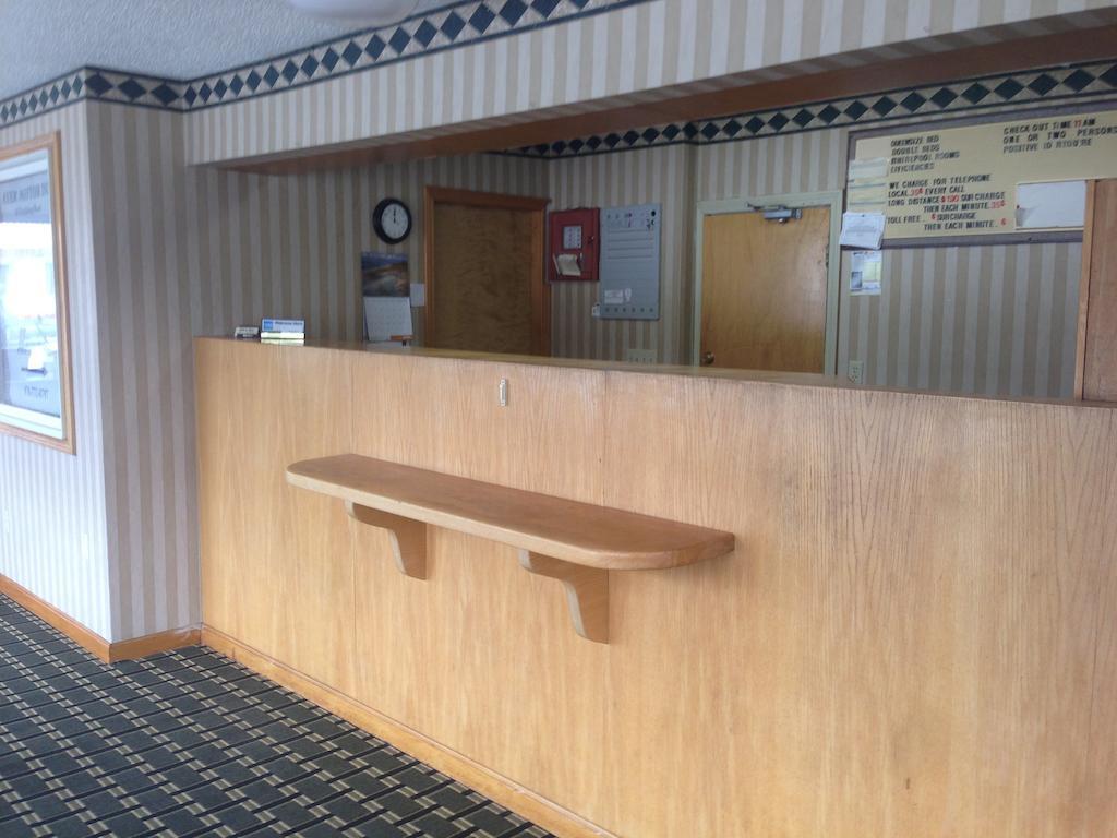 Nashoba Valley Inn & Suites Ayer エクステリア 写真