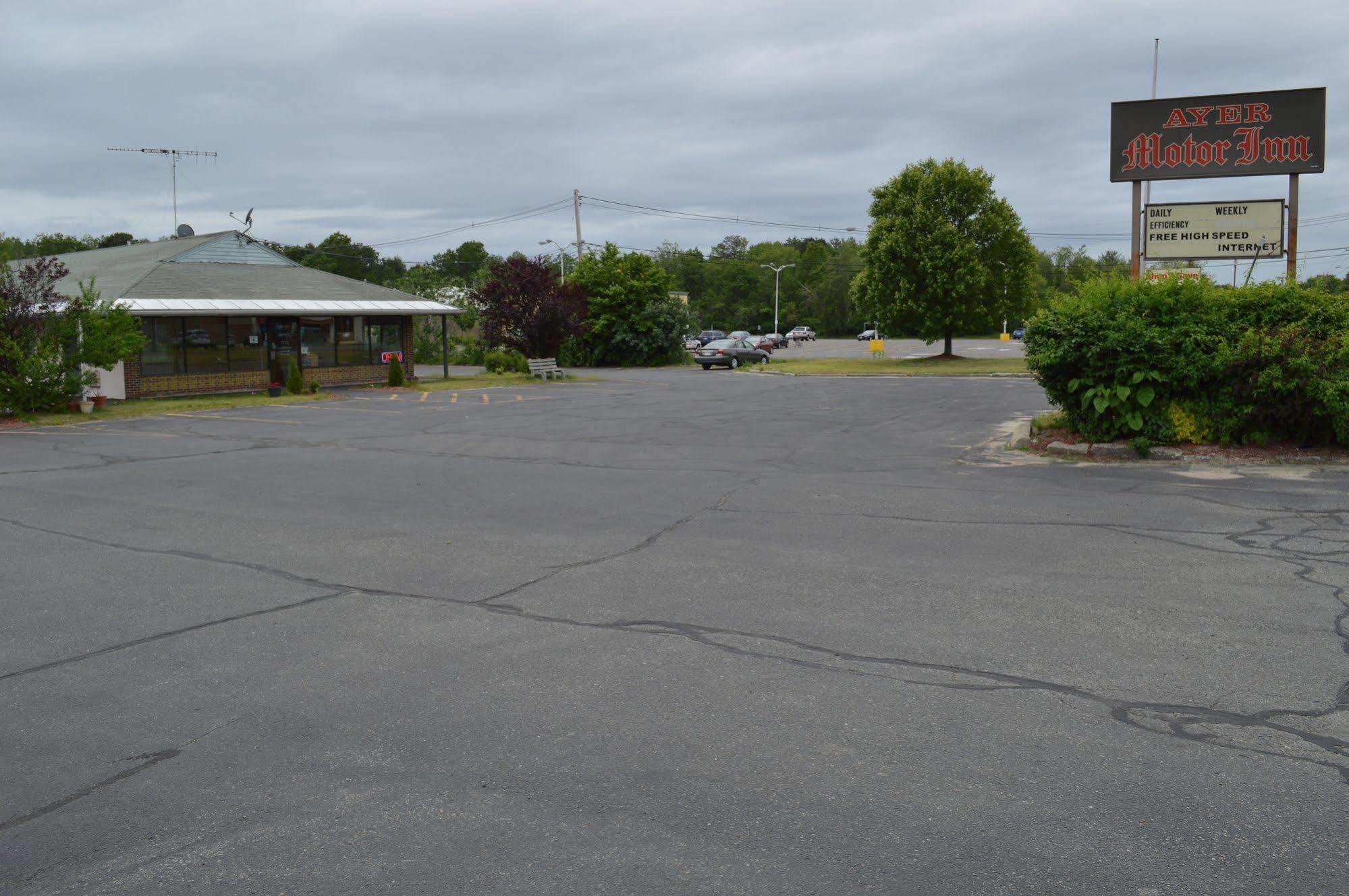 Nashoba Valley Inn & Suites Ayer エクステリア 写真